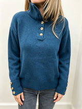 Pfauenblau