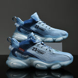 Eisblau