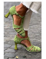Grün